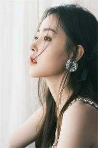 穿成年代对照组，我给女主当后妈