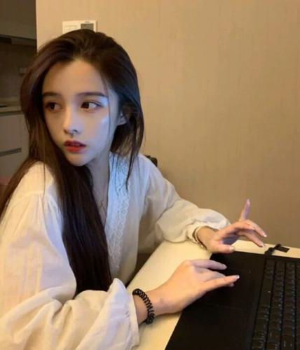 《折绾》作者：原名《继室》枝呦九[番全]