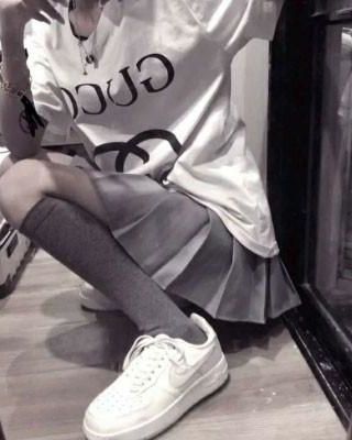 锁帝翎 作者：YASHENG