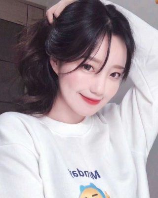 娇气美人在年代文躺赢 作者：荔枝雨