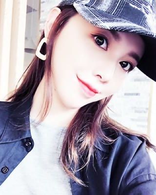 《小美人寡妇和他的双胞胎继子》作者：linglongzizizi