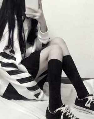 白蛇传之小青：我欲成神 作者：六月吃瓜