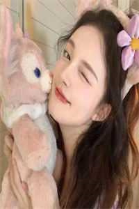 在旧梦里深爱作者：