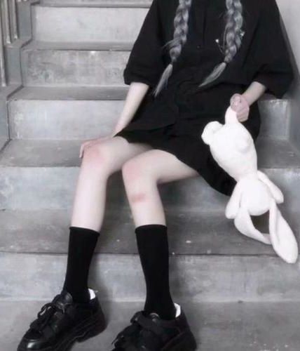 《风起西窗人不归》言泽修温萤